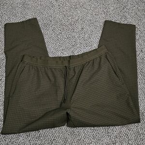 NWOT: Men's Old Navy Textured Woven Performance Joggers - XL